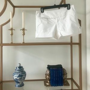 LE CHÂTEAU White Cuffed Shorts